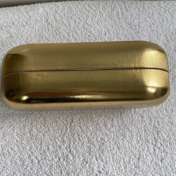 Vivienne Westwood drama-sized Sunglasses - Picture 6 of 7